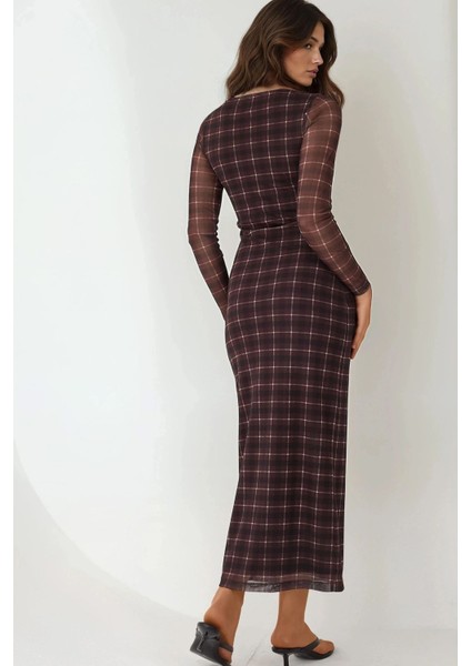 Kadın Ekose Desenli Vücuda Oturan Midi Elbise Brown indirimleri