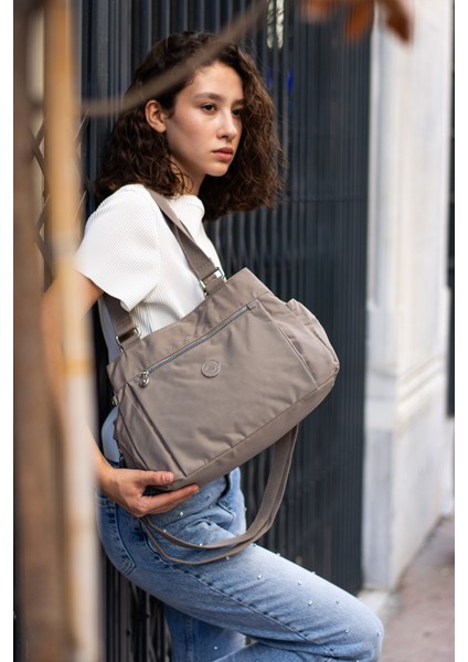 Kadın 5 Gözlü Suya Dayanıklı Saten Kumaş Ayarlanabilir Çapraz Askılı El ve Omuz Çantası modelleri