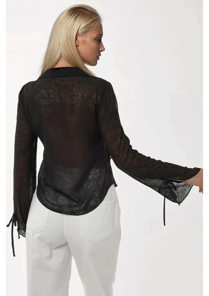 Kadın V Yaka Uzun Kollu Bağlama Detaylı FırfırlıTül Üst Siyah fırsatları