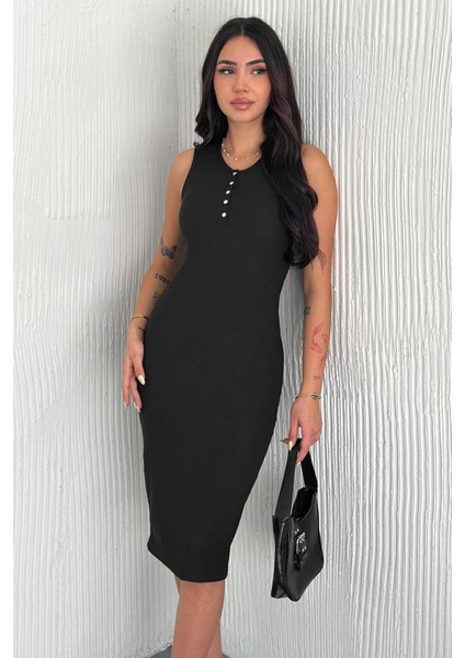 Düğme Detaylı Kolsuz Midi Elbise – Şık & Zarif Tasarım