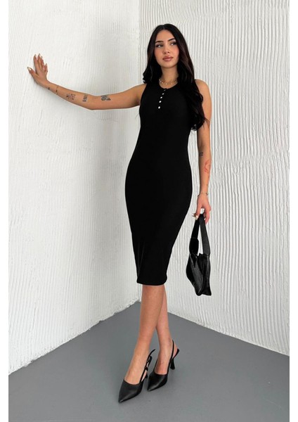 Düğme Detaylı Kolsuz Midi Elbise – Şık & Zarif Tasarım