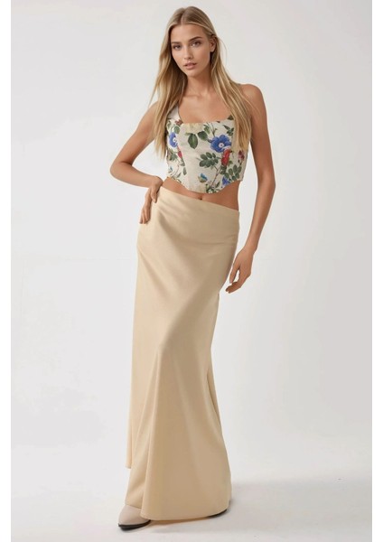 Kadın Kare Yaka Çiçek Desenli Gipeli Crop Top Çok Renkli fiyatları