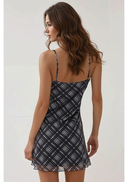 Kadın Kare Yaka Dantel Detaylı Desenli Askılı Mini Elbise Çok Renkli modelleri