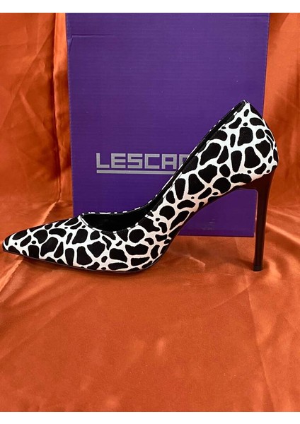 LES08 Siyah Beyaz Leopar Desenli Stiletto Sivri Burun Ince Topuk Şık ve Rahat Kadın Ayakkabı Özel Tasarım fiyatları