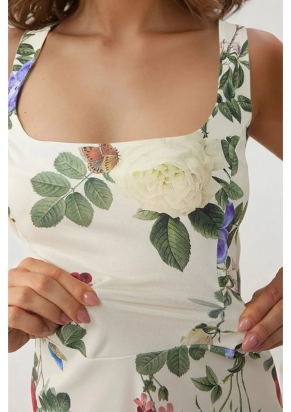 Kadın Kare Yaka ve Çiçekli Desenli Bodycon Mini Elbise Çok Renkli