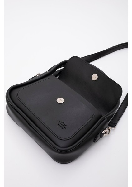 SHK97 Kapağı Düğmeli Çanta indirimleri