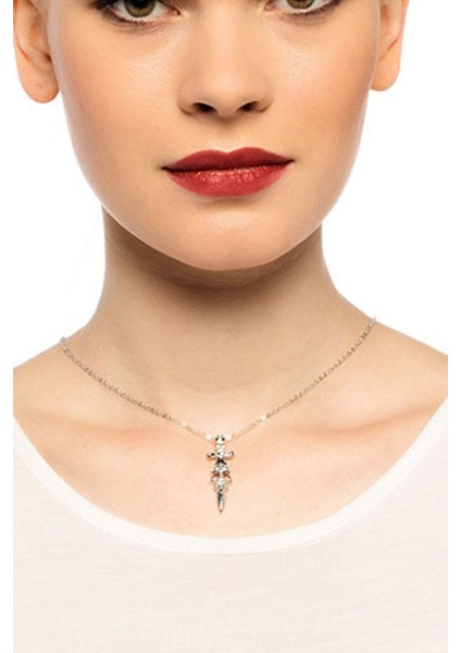 Parlak Taşlı Kurukafa Model Hançer Kolye