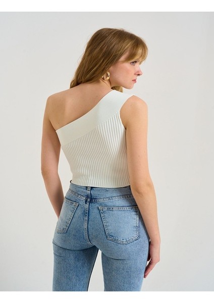Tek Omuz Triko Crop Bluz Standart Beden Günlük Kullanım modelleri