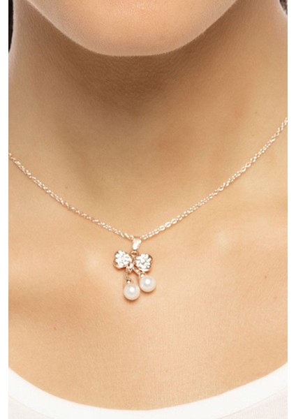 Parlak Taşlı Kelebek Model Kolye fiyatları