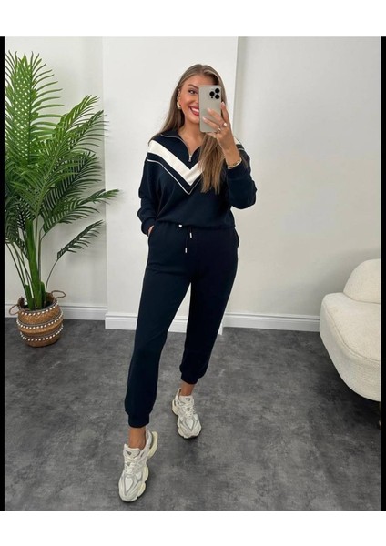 Dik Yaka Yarım Fermarlı Garnili Modal Kumaş Takım fırsatları