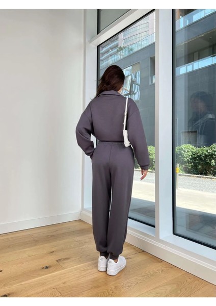 Dik Yaka Yarım Fermarlı Garnili Modal Kumaş Takım fırsatları