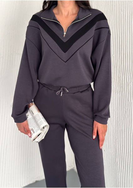 Dik Yaka Yarım Fermarlı Garnili Modal Kumaş Takım fırsatları