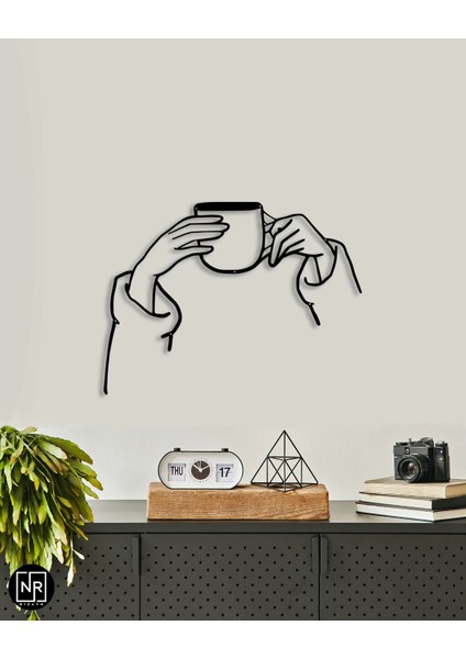 Elde Fincan Metal Duvar Tablosu modelleri