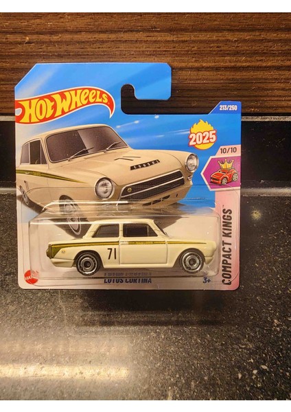 1/64 Lotus Cortina