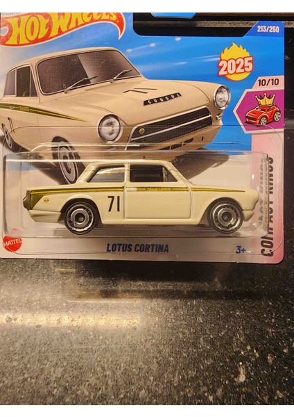 1/64 Lotus Cortina fiyatları