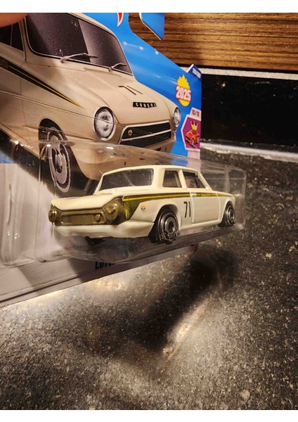 1/64 Lotus Cortina modelleri