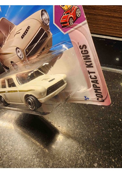 1/64 Lotus Cortina fırsatları