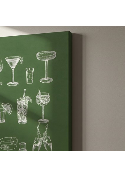 Yeşil Arka Plan Çeşitli Kokteyller Illüstrasyon Tablosu indirimleri