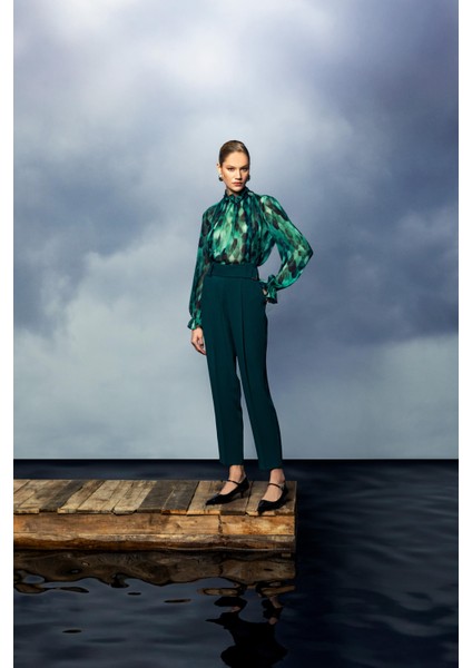 Zümrüt Desenli Bluz 26W10821