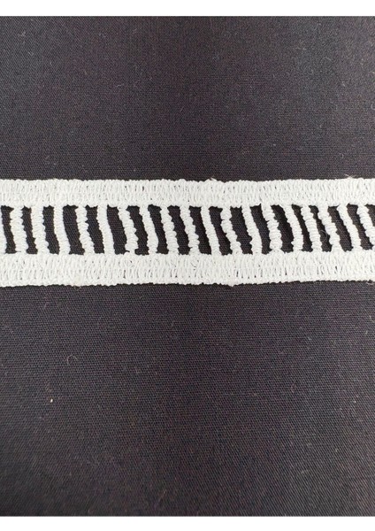 Güpür Dantel Merdiven Beyaz 1 Metre fiyatları