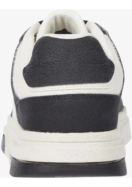 The Brooklyn Sustainable Sneaker modelleri