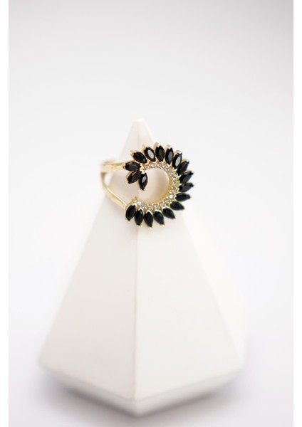 14 Ayar Altın Oniks Taşlı Açık Form Fantasy Yüzük – Modern Tasarım, Göz Alıcı Siyah Işıltı fiyatları
