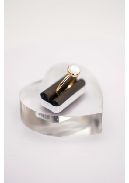 14 Ayar Altın Opal Taşlı Yüzük – Minimal ve Zarif Yuvarlak Formda Sade Şıklık fiyatları