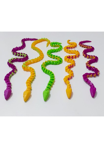 Yılan Figür Oyuncak Oynar Eklemli 35 Cm. 1 Adet Gönderim Yapılır.