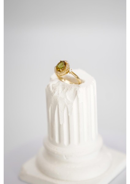 14 Ayar Altın Zultanite Taşlı Yüzük – Işığa Göre Renk Değiştiren Göz Alıcı Zarif Tasarım modelleri