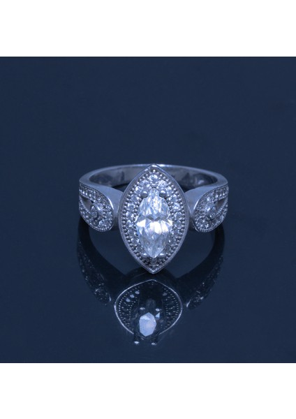 925 Ayar Gümüş Zirkon Taşlı Kadın Yüzüğü Parmağa Göre Ayarlanır 4.60 gr