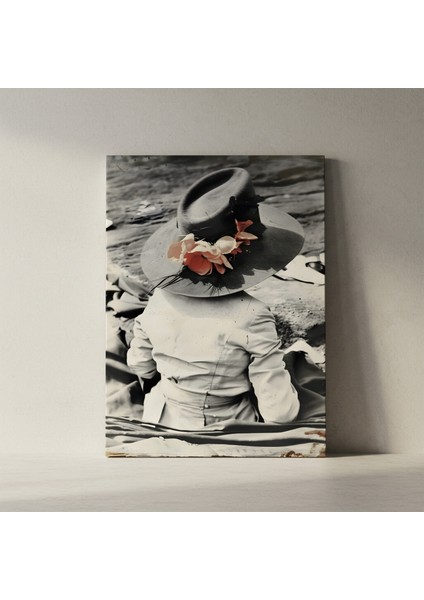 Sahilde Şıklık Plaj Şapkası Tablosu fiyatları