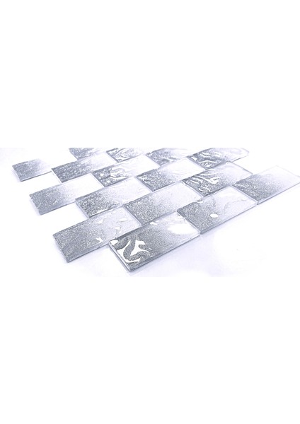 Mutfak Tezgah Arası ve Iç Mekan Kaplama ve Dekorasyon Uygulamalarında Tüm Yüzeyler Için, 48X98MM. Beyaz-Gümüş Sim Efekti. 30X30CM. Fileli Kristal Mozaik. fiyatları