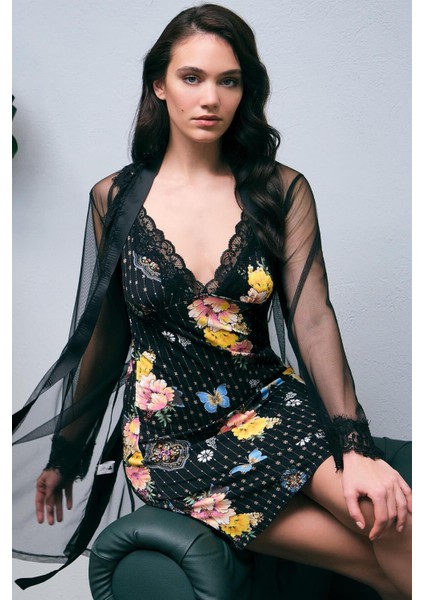 Arias Closet Tül Sabahlık ve Viskon Çiçek Baskılı Dantelli Kısa Gecelik Takım