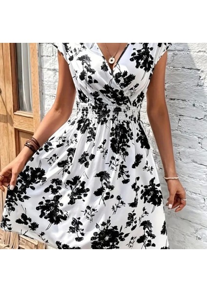 Kadın Kısa Kollu Kruvaze Yakalı Çiçekli Desenli Süprem Elbise modelleri