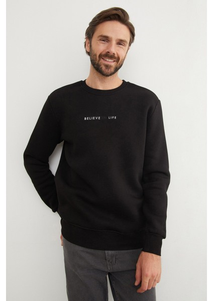 3 Iplik Believe In Life Kabartma Baskılı Sweatshirt