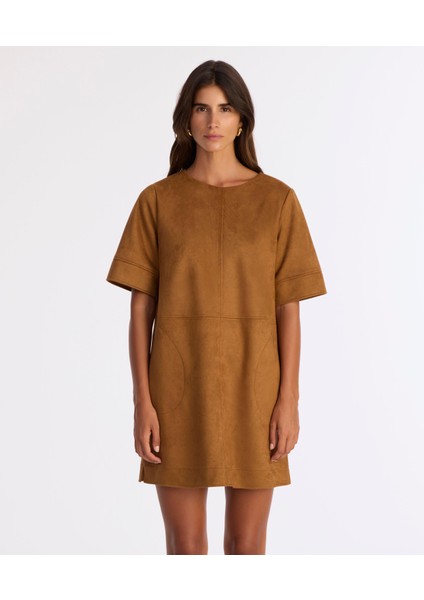 Düz Kayık Yaka Kısa Kol Elbise modelleri