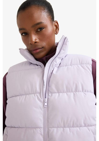 Fit Su İtici Regular Fit Dik Yaka Fermuarlı Cepli Şişme Yelek E9209AX25AU indirimleri