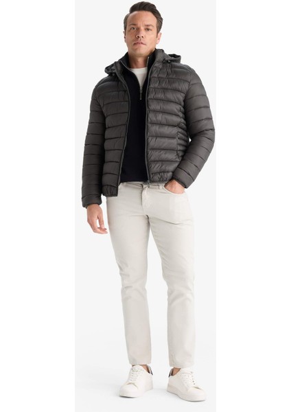 Su İtici Slim Fit Dar Kesim İç Cep Detaylı Kapüşonlu Fermuarlı Cepli Şişme Mont N4661AZ25AU fiyatları