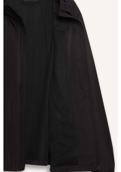 Su İtici Slim Fit Dar Kesim File Astarlı Kapüşonlu Fermuarlı Mevsimlik Baharlık Yağmurluk Mont C5821AX25AU