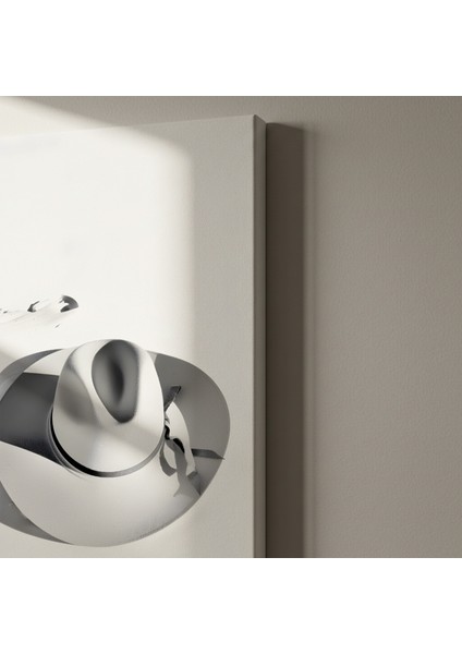 Plaj Güneşi Altında Şık Beyaz Şapka Tablosu indirimleri