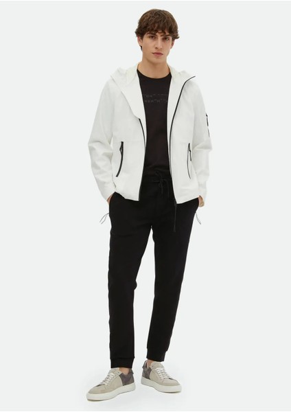 Beyaz Regular Fit Kapüşonlu Casual Dokuma Mont fiyatları