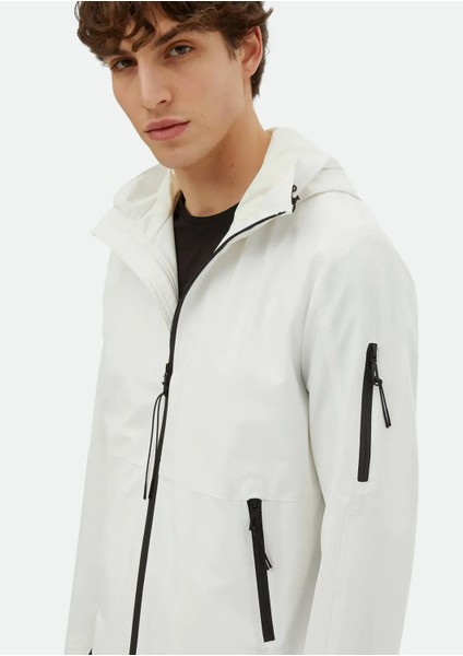 Beyaz Regular Fit Kapüşonlu Casual Dokuma Mont modelleri
