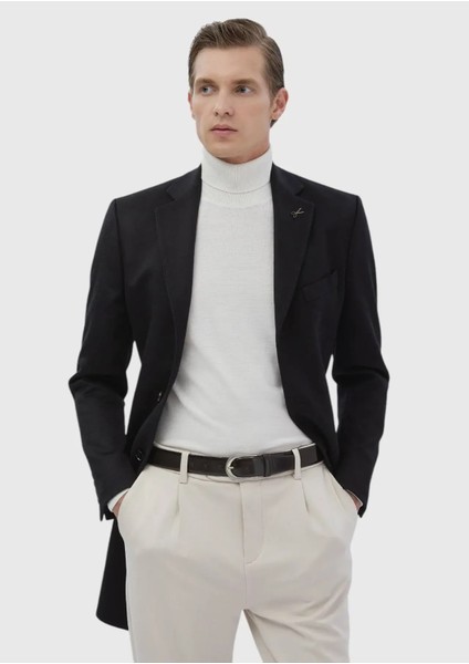 Siyah Regular Fit Kelebek Yaka Klasik Dokuma Palto