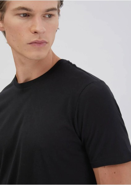 Siyah Düz Bisiklet Yaka T-Shirt fırsatları