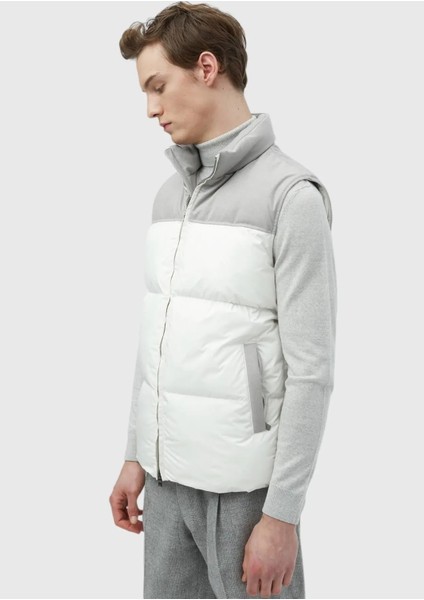 Beyaz Regular Fit Dik Yaka Casual Dokuma Spor Yelek fırsatları