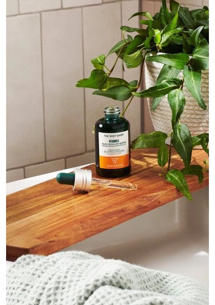 Vitamin C Glow Reveling Sweum The Body Shop 30 Ml. fiyatları