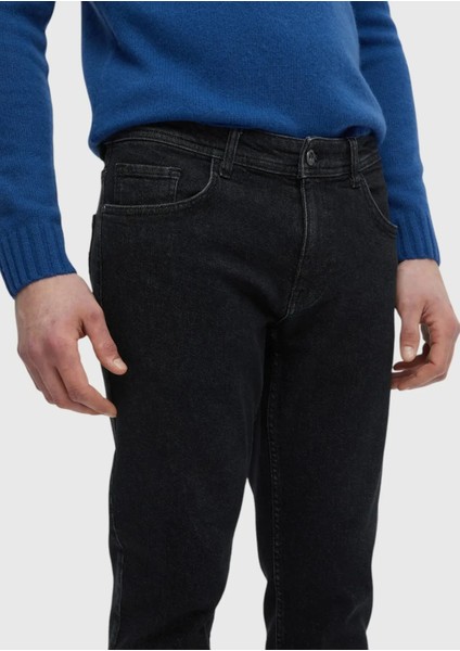 Siyah Düz Slim Fit Denim Pamuk Karışımlı Pantolon fırsatları