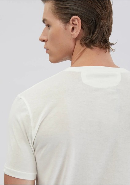 Beyaz Düz Bisiklet Yaka T-Shirt fırsatları