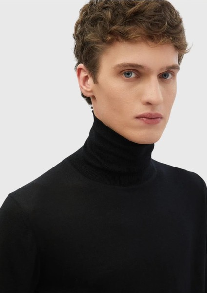 Siyah Tam Balıkçı Yaka Düz Örgü Ipek Karışımlı Triko Kazak fırsatları