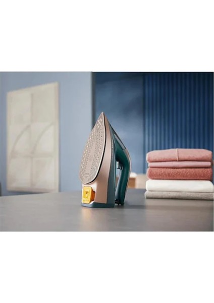 Kireç Önleme Sistemi, 200 Gr/dk Şok Buharı ile Azur 8000 Serisi 3000 W Buharlı Ütü DST8030/70